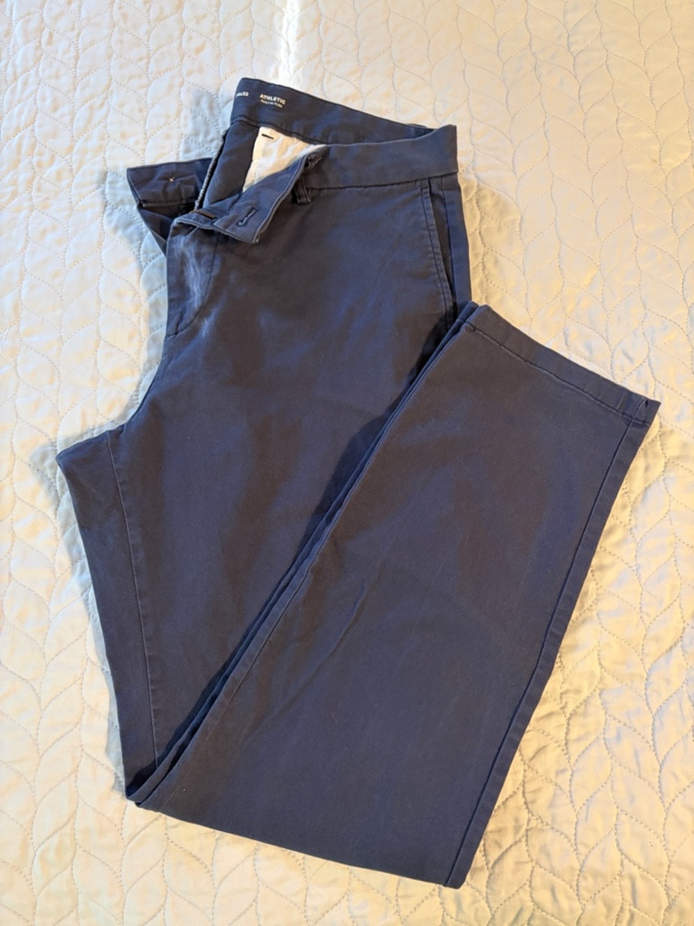 Old Navy Men's Navy Blue Chinos